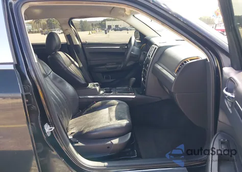 2010 Chrysler 300 Touring from USA, damaged, VIN 2C3CA4CD4AH164093